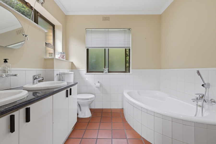 4 Bedroom Property for Sale in Scott Estate Western Cape